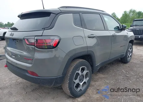 2022 Jeep Compass Trailhawk 4X4 z USA, uszkodzony, nr VIN 3C4NJDDB9NT193703